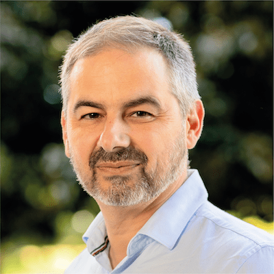 Prof. Dr. James Triccas